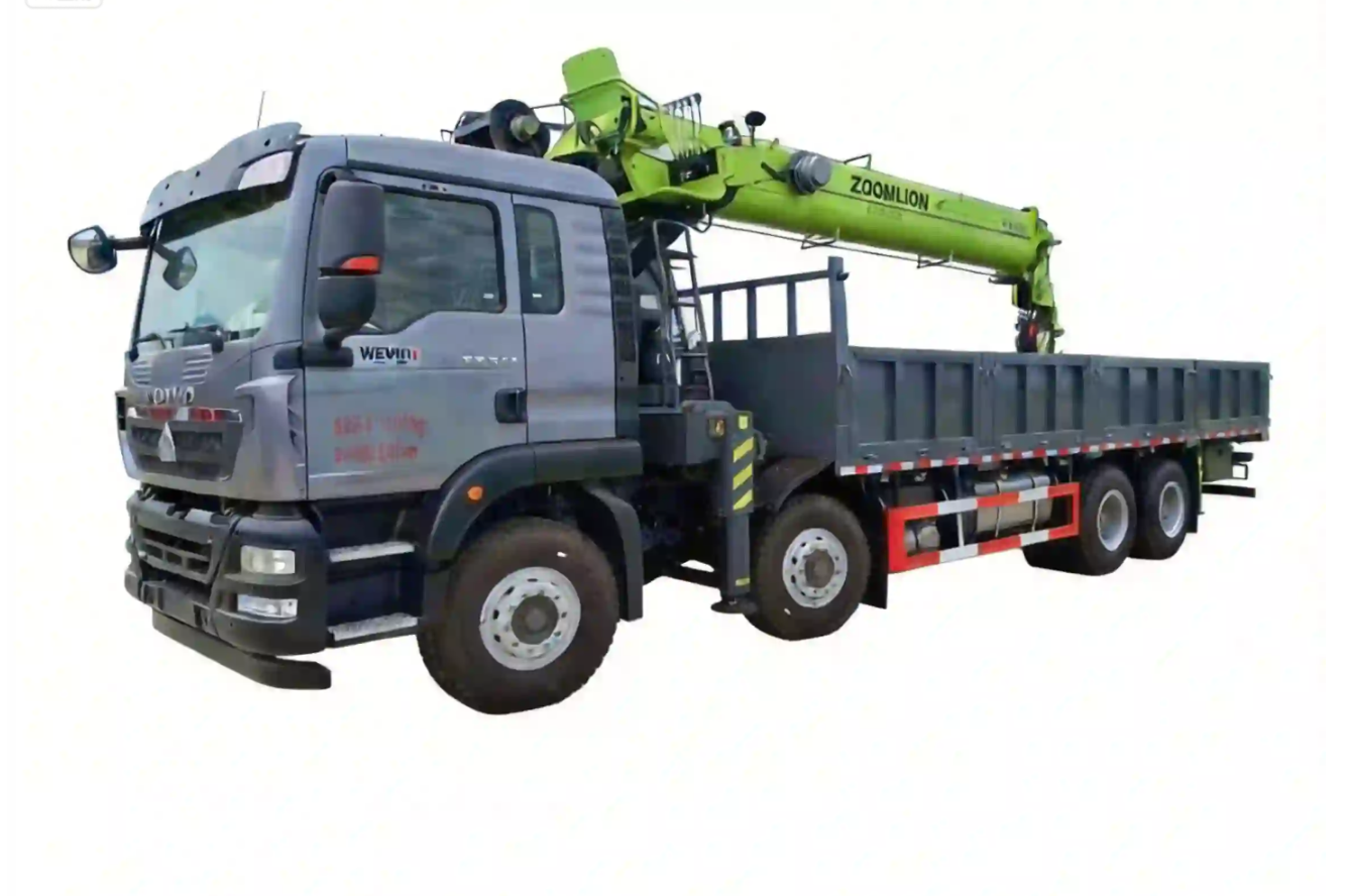 Sinotruk Howo 4X8 Zoomlion 16-Ton 5-Section Arm Truck-Mounted Crane - Image 4