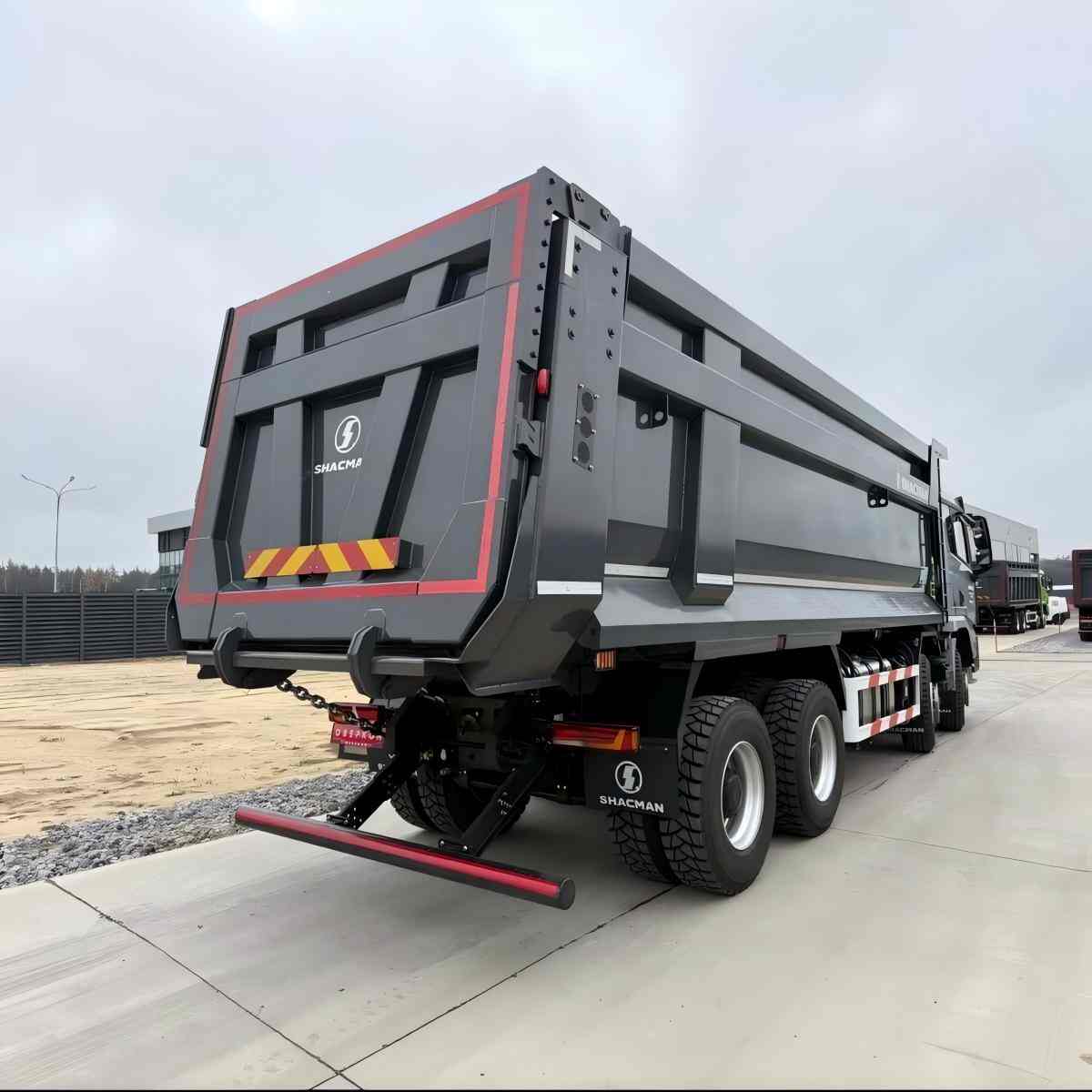 Shacman X3000 8x4 Dump Truck 430HP Air suspension Stock 7.6m | Shaanxi Grey - Image 5